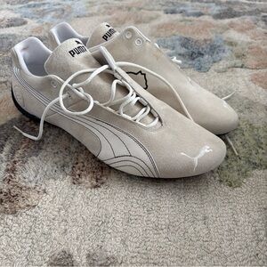 Puma Men's Cream and White Sneakers